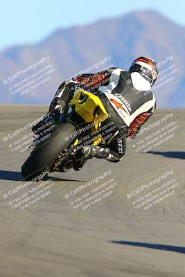 media/Jan-09-2022-SoCal Trackdays (Sun) [[2b1fec8404]]/Turn 12 Backside (130pm)/